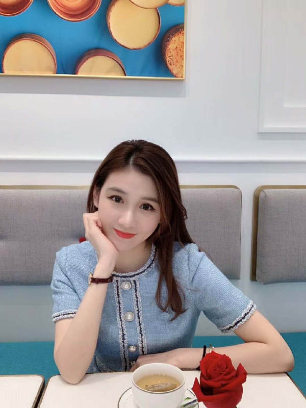 Emily的第二张照片--德州相亲服务中心