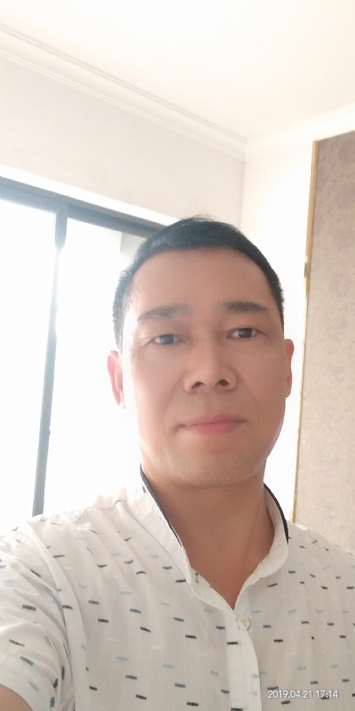 朝望大海的第一张照片--德州相亲服务中心