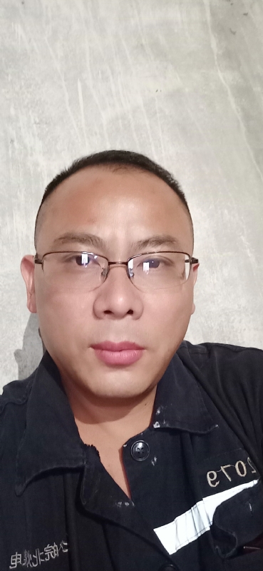 知足常乐的第一张照片--德州相亲服务中心