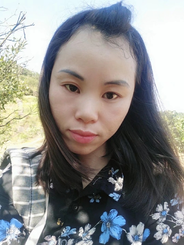 英英的第一张照片--德州相亲服务中心
