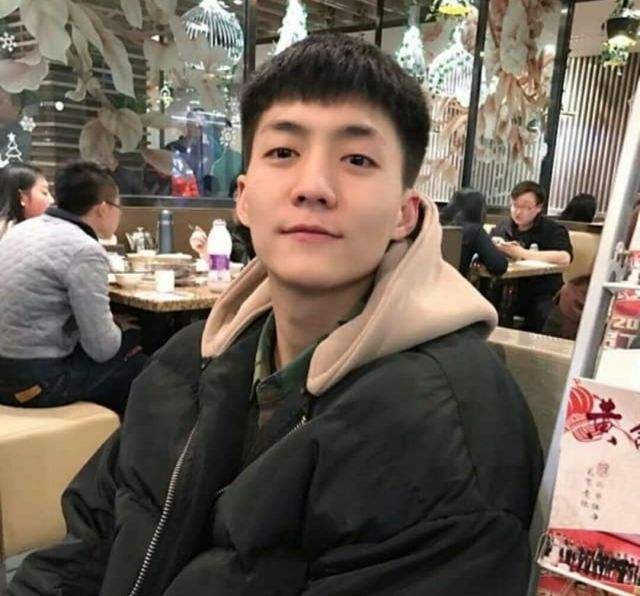 相爱的人的第一张照片--德州相亲服务中心
