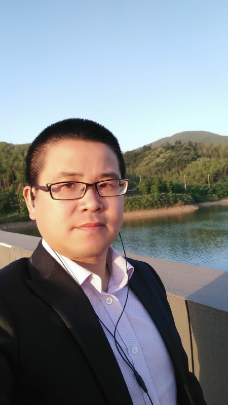 顾律师的第三张照片--德州相亲服务中心