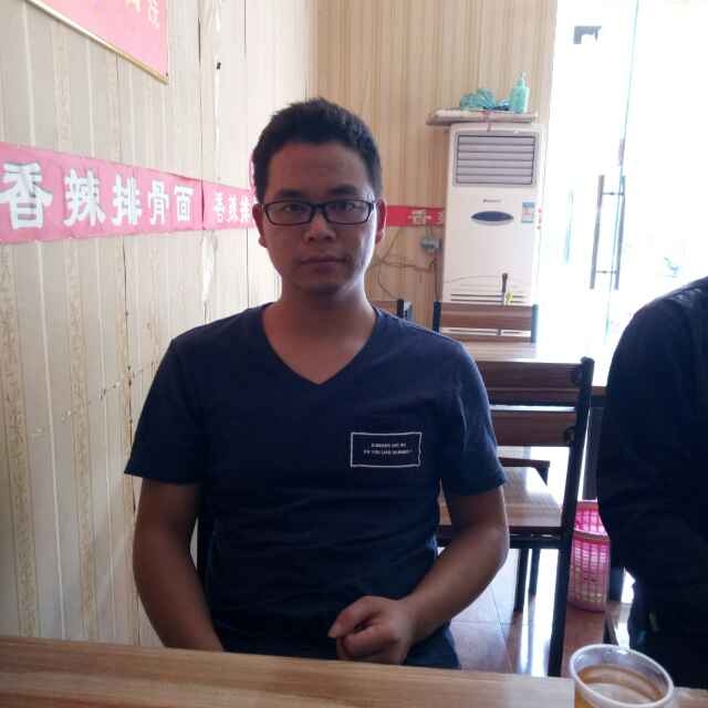 会哭的星星的第一张照片--德州相亲服务中心