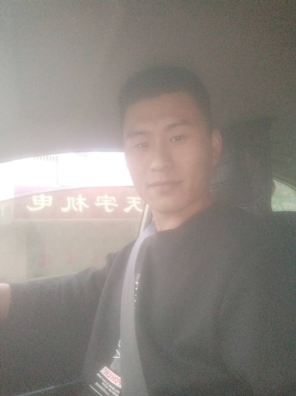 老鼠爱上猫的第一张照片--德州相亲服务中心