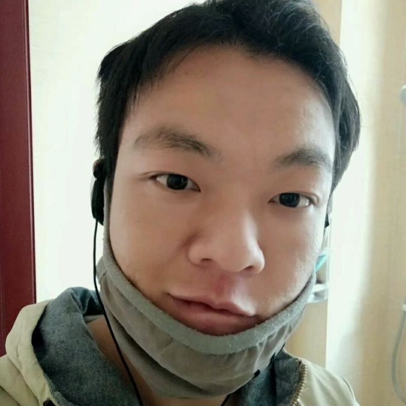 泡沫哭泣的第一张照片--德州相亲服务中心
