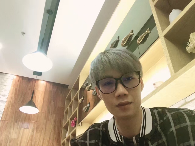 黄峰的第二张照片--德州相亲服务中心