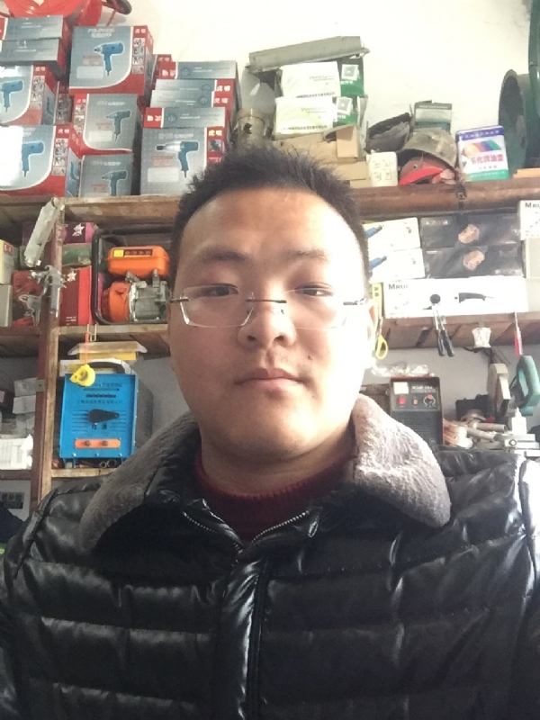 鼎福的第二张照片--德州相亲服务中心