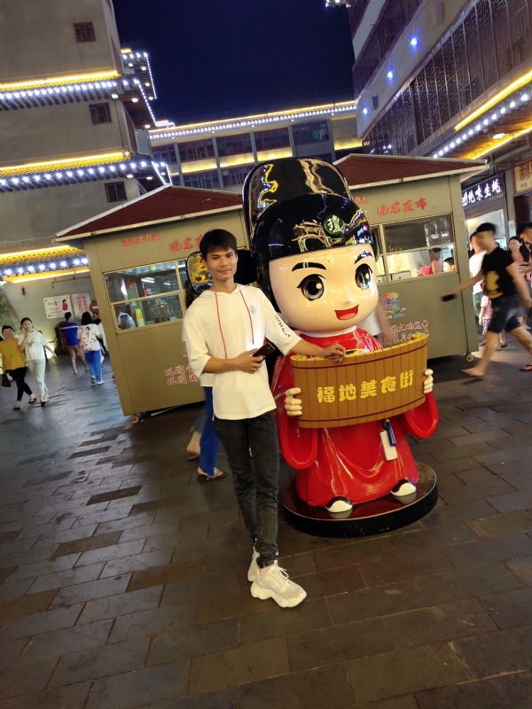 圆嘟嘟的瘦子的第一张照片--德州相亲服务中心