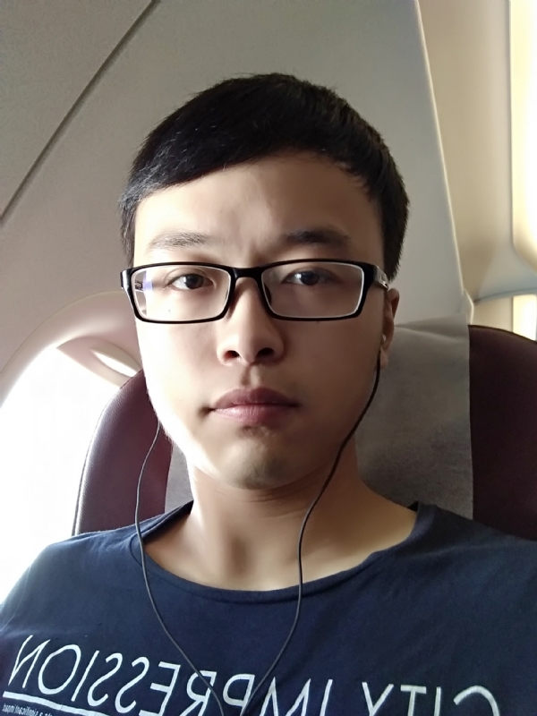 在水一方的第一张照片--德州相亲服务中心
