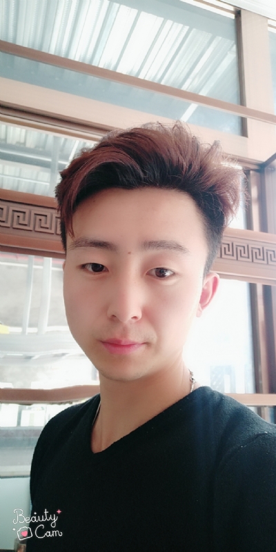 拼命微笑的第二张照片--德州相亲服务中心