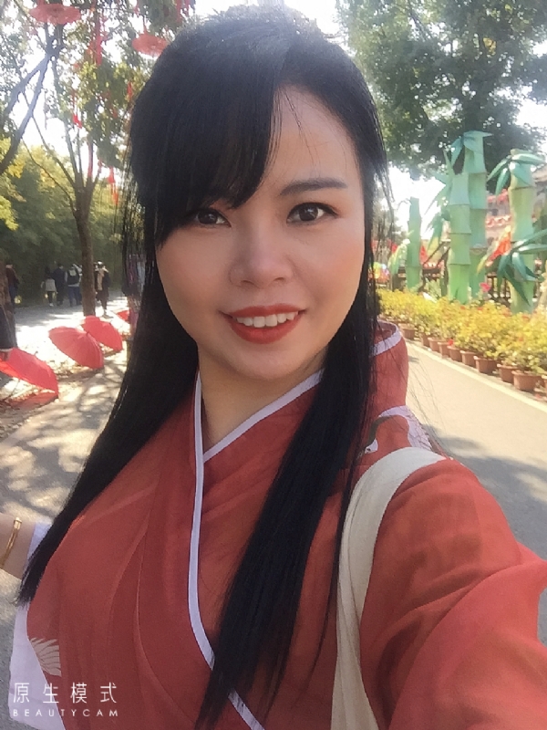 妮妮的第一张照片--德州相亲服务中心