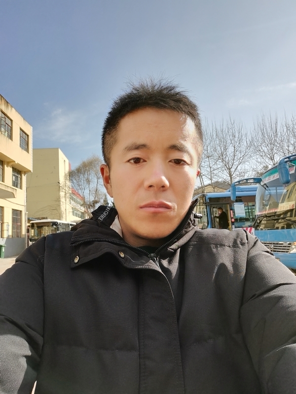 孤独的云的第三张照片--德州相亲服务中心