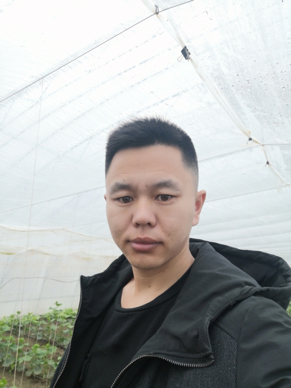 宇成的第一张照片--德州相亲服务中心