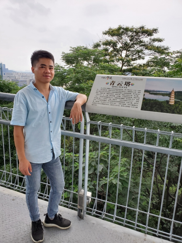 尚德的第一张照片--德州相亲服务中心