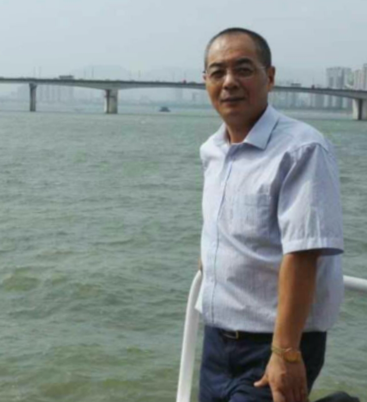 辛民的第二张照片--德州相亲服务中心