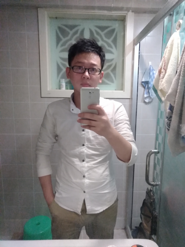 花谢魂伤的第一张照片--德州相亲服务中心