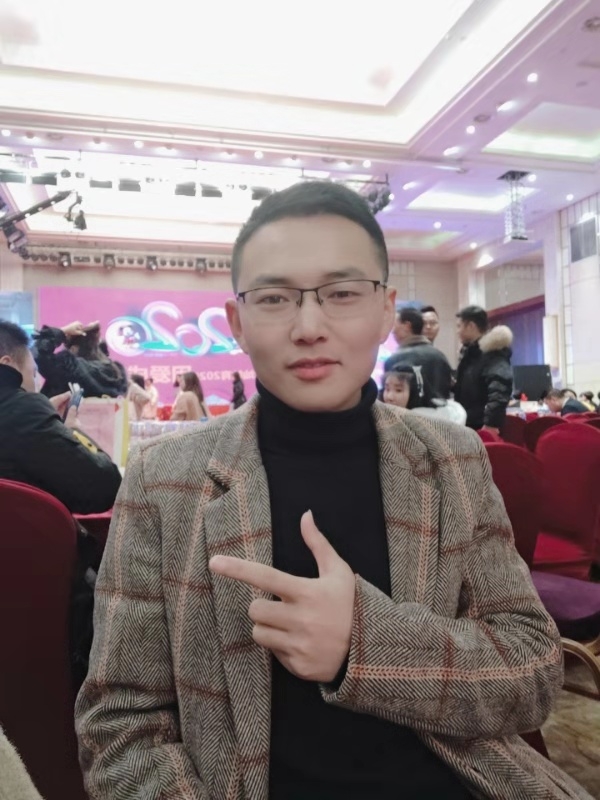 遇见不一样的自己的第一张照片--德州相亲服务中心