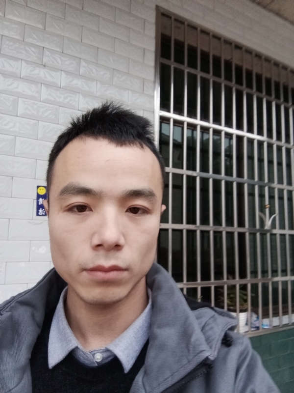 笑得那么开心的第二张照片--德州相亲服务中心