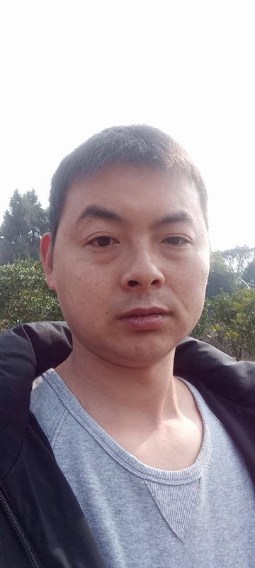 亲亲抱抱我爱你的第一张照片--德州相亲服务中心