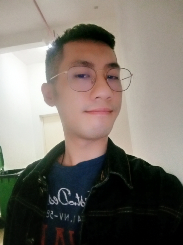 赫兹的第一张照片--德州相亲服务中心