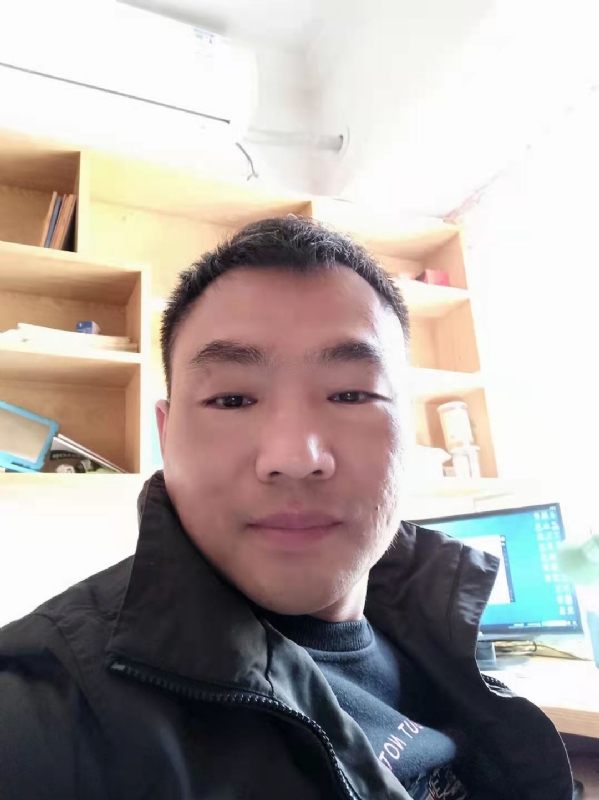 向前葱的第一张照片--德州相亲服务中心