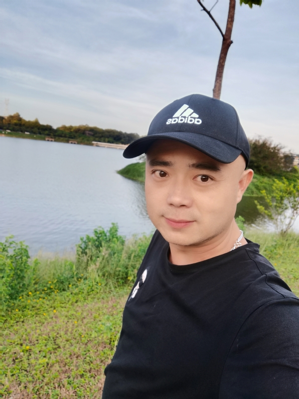石头哥的第一张照片--德州相亲服务中心