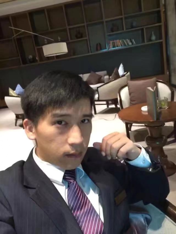 一条孤独的鱼的第二张照片--德州相亲服务中心