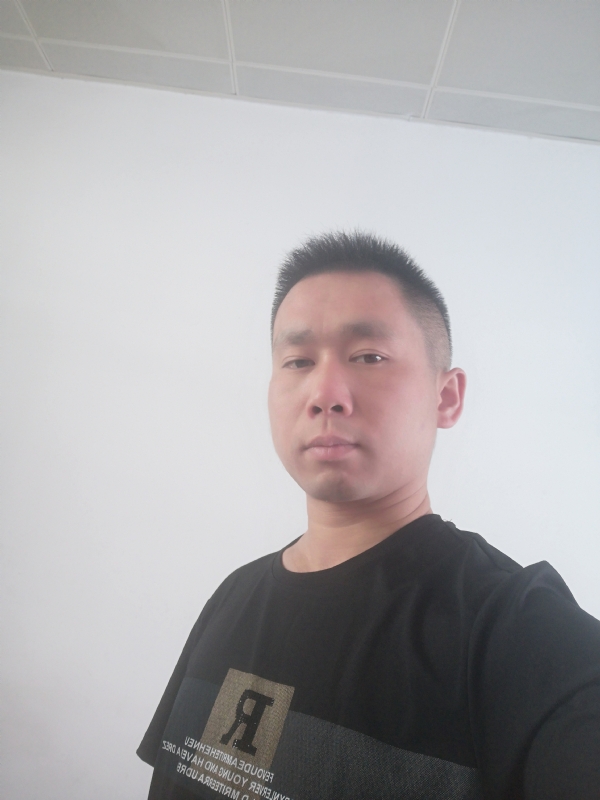 孤独的狼的第一张照片--德州相亲服务中心