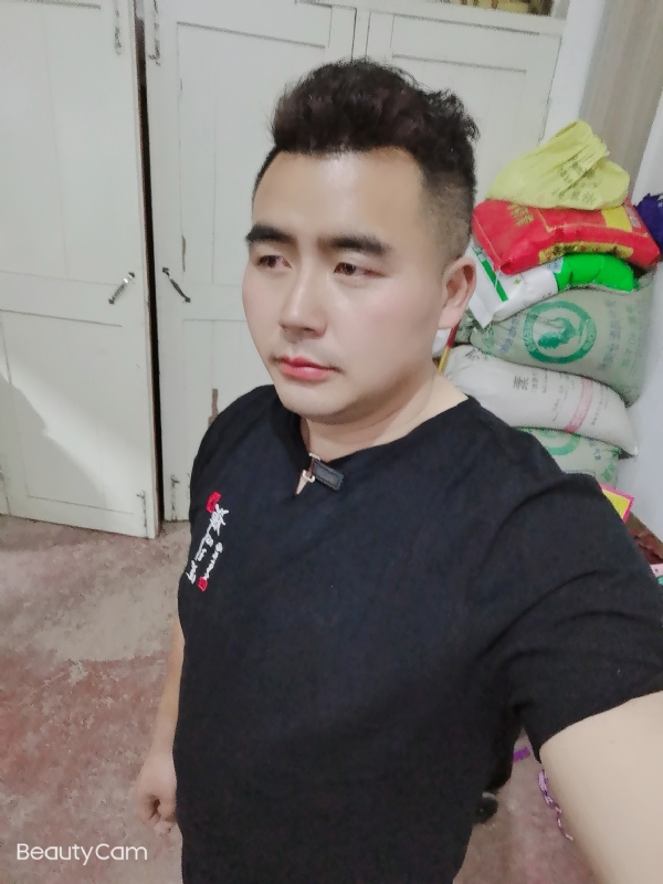 阿杰的第一张照片--德州相亲服务中心