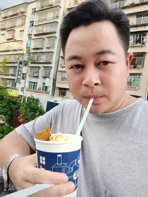 K金o的第一张照片--德州相亲服务中心