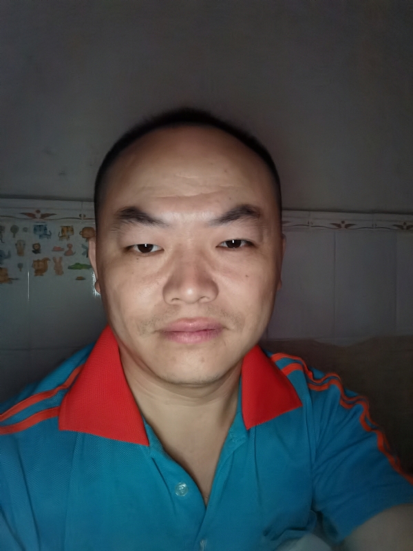 与子携老的第二张照片--德州相亲服务中心