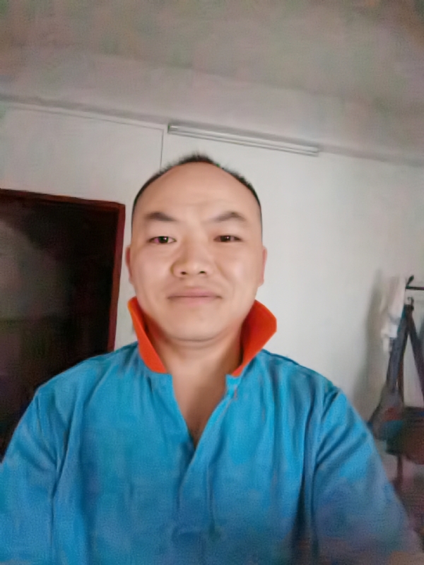 与子携老的第四张照片--德州相亲服务中心