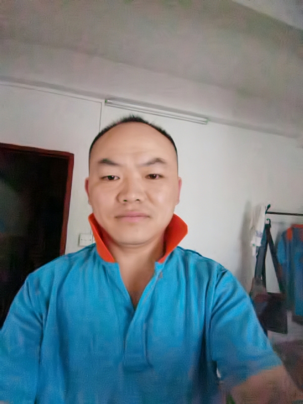 与子携老的第五张照片--德州相亲服务中心