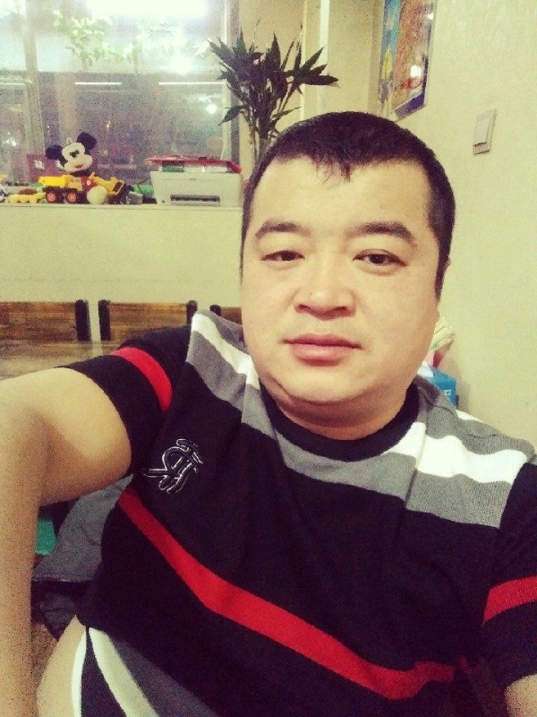 老实人的第一张照片--德州相亲服务中心