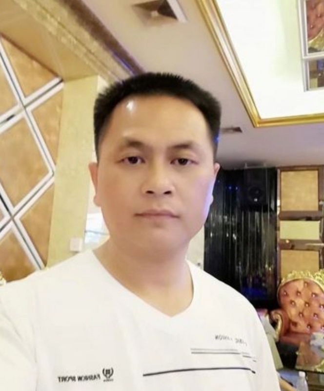 小梁的第二张照片--德州相亲服务中心