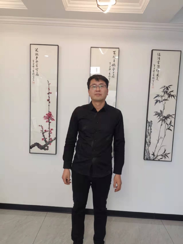 情义比天高的第一张照片--德州相亲服务中心