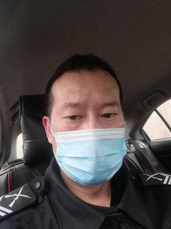 不会躲的刺猬的第一张照片--德州相亲服务中心