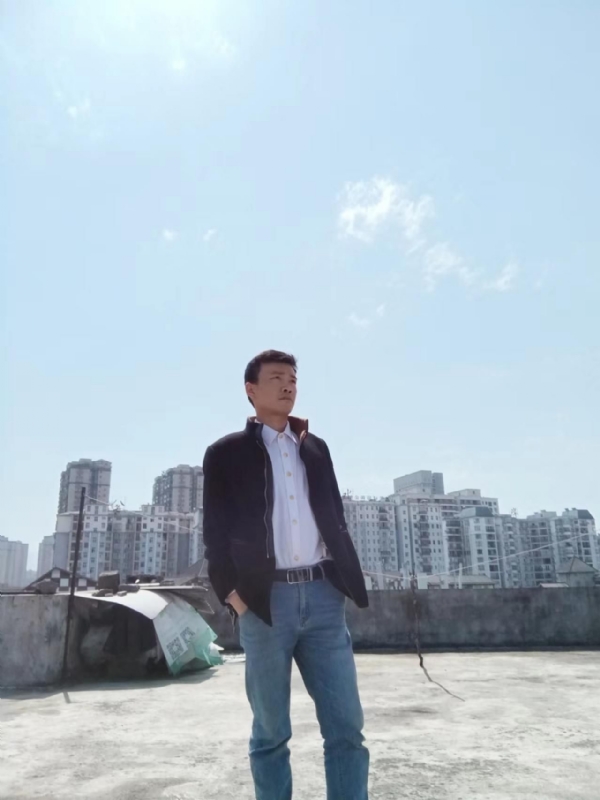 蓝色心情的第一张照片--德州相亲服务中心