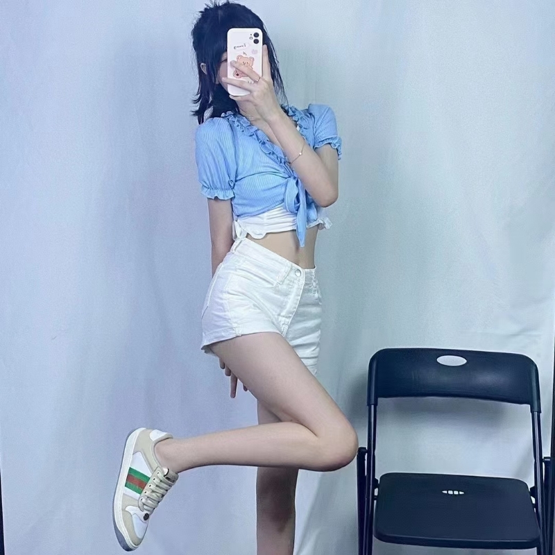 宝宝的第一张照片--德州相亲服务中心
