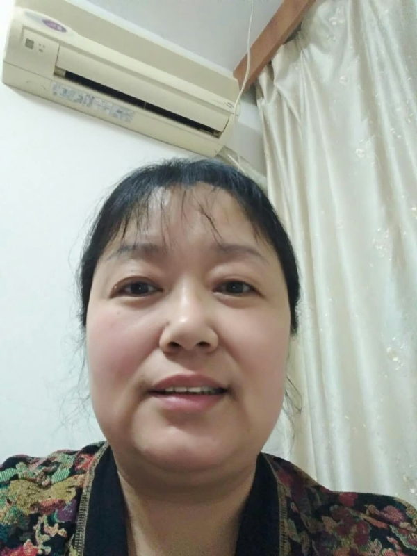 雨中漫步的第一张照片--德州相亲服务中心