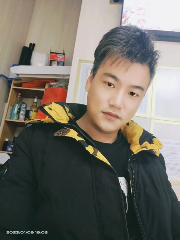 孤酒枕愁眼眠的第二张照片--德州相亲服务中心