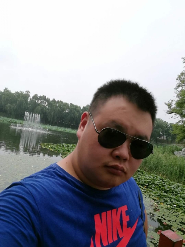 石头的第一张照片--德州相亲服务中心
