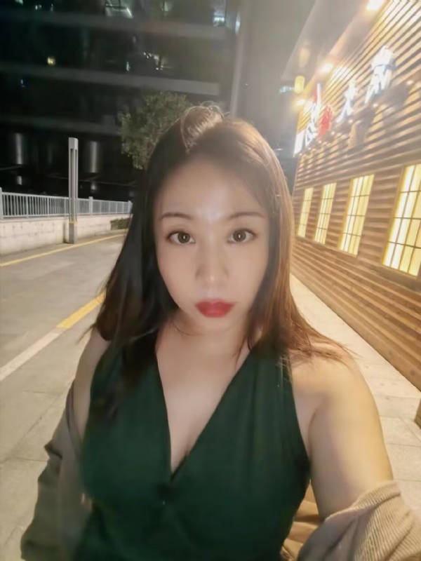 叶子青青的第三张照片--德州相亲服务中心