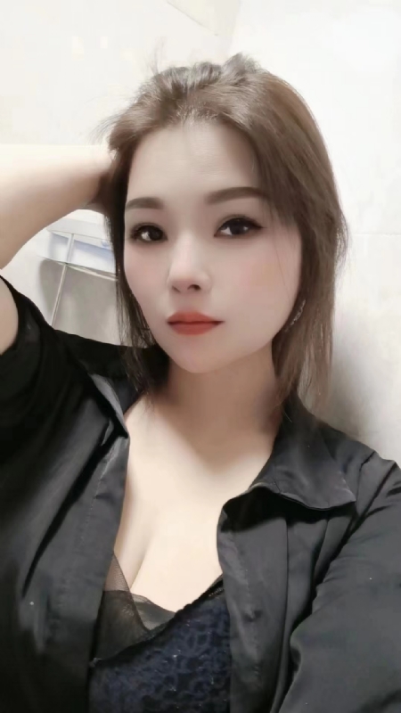 爱笑的女孩的第一张照片--德州相亲服务中心