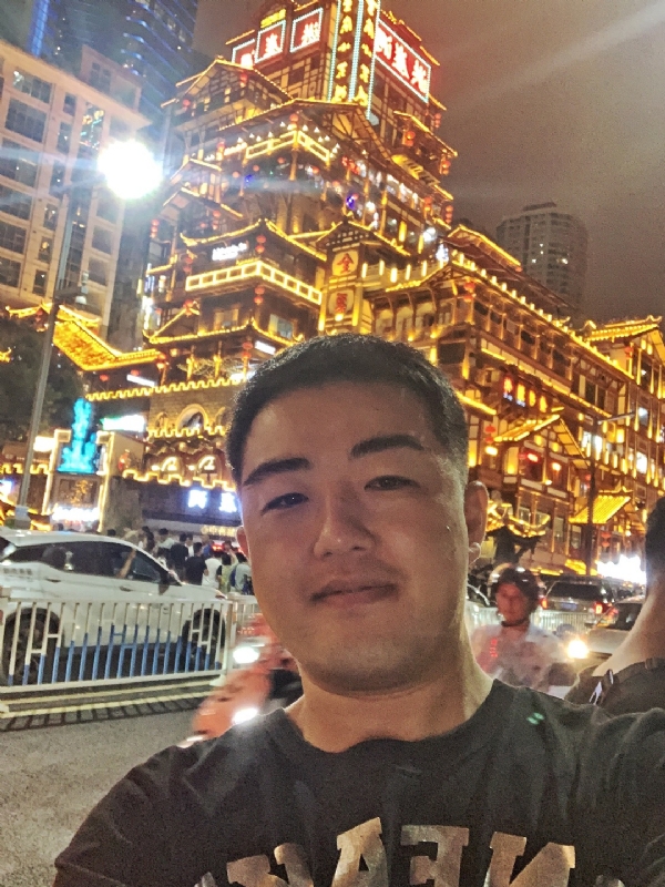 钢铁侠的第一张照片--德州相亲服务中心