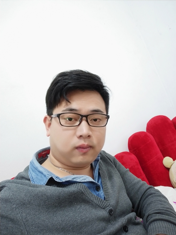 何必在亿的第一张照片--德州相亲服务中心