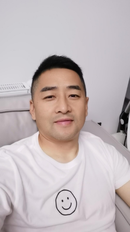 向阳而生的第一张照片--德州相亲服务中心