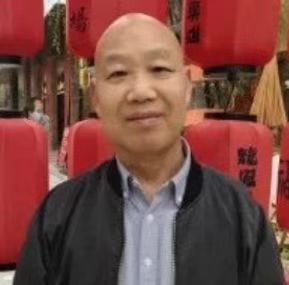 教师作家诗人的第一张照片--德州相亲服务中心
