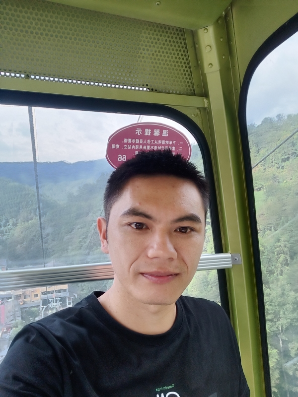 小鱼的第一张照片--德州相亲服务中心