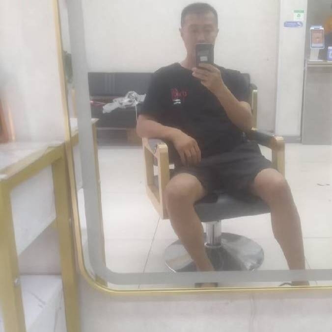 闫杰的第一张照片--德州相亲服务中心